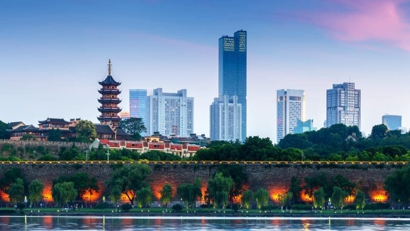 南京包車旅遊服務，客製化小包團自由行